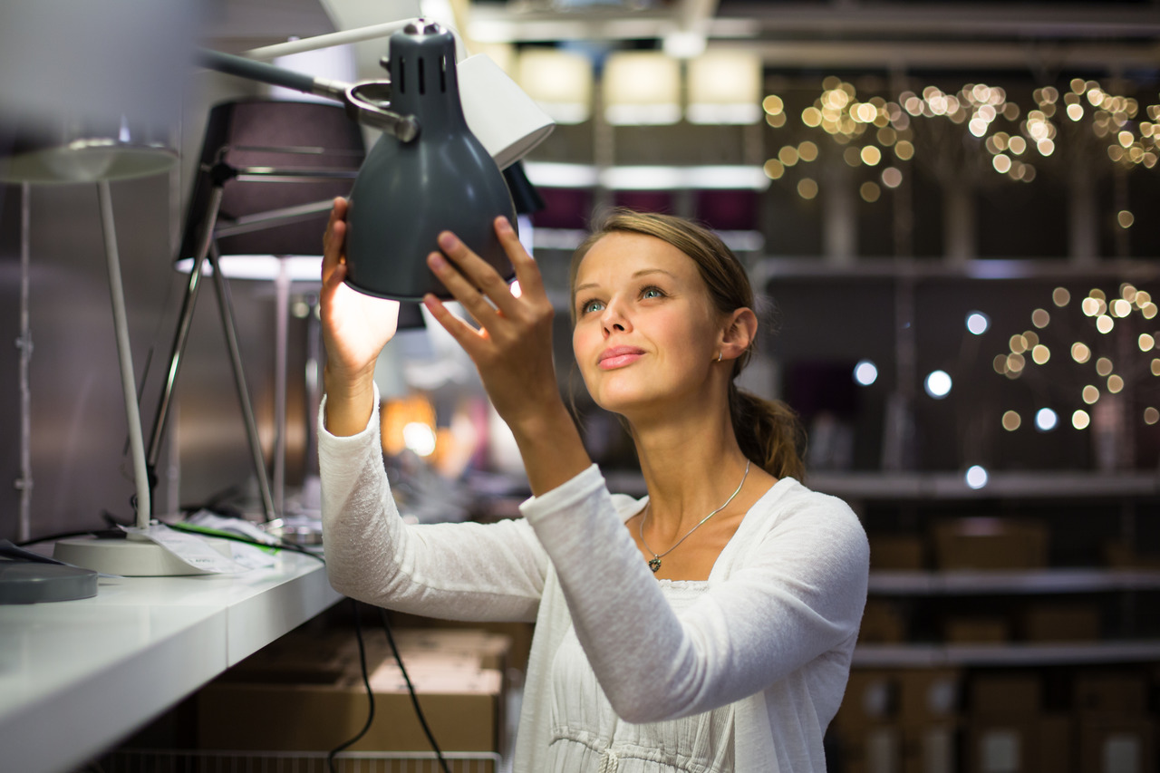 4 direitos do consumidor que você precisa conhecer antes de comprar suas lâmpadas